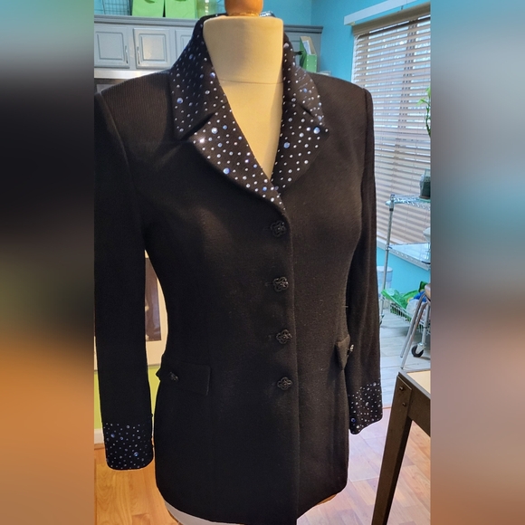 Elegant St. John by Marie Gray Evening Jacket - Picture 6 of 7